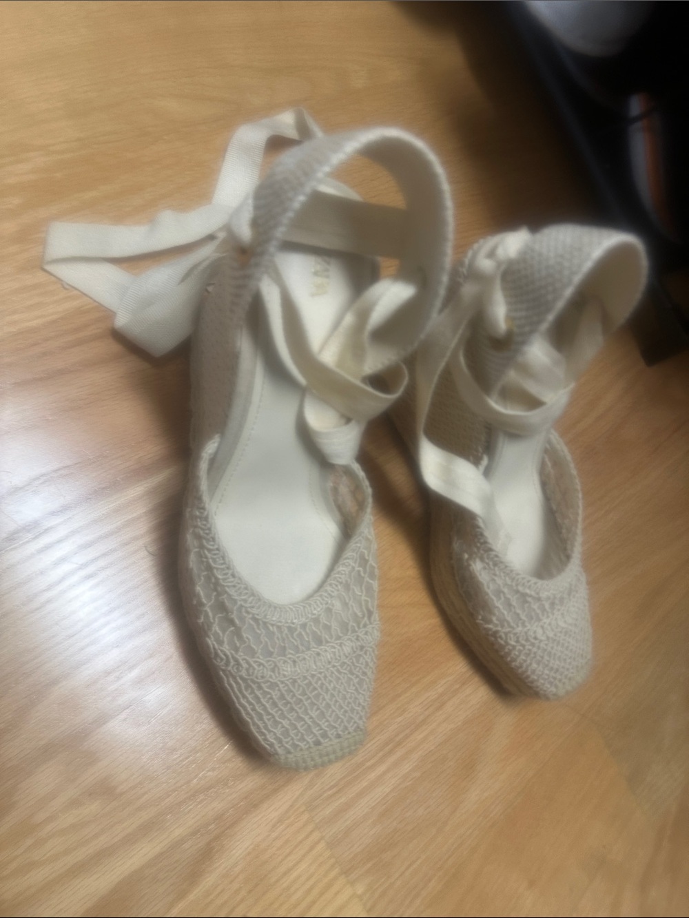 NEVER WORN NEW ZARA Cream Lace Espadrille Wedge with Ankle Wrap